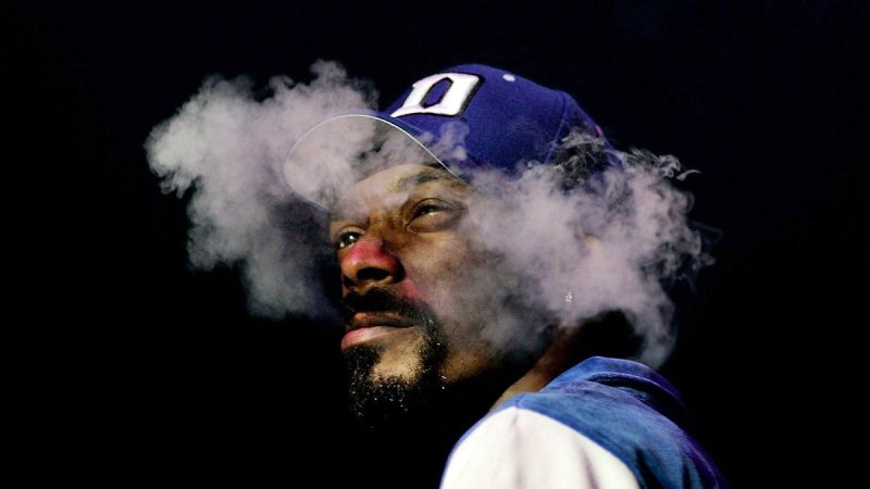 Vente record : des restes de joints de Snoop Dogg se négocient à plus de 100 000 euros