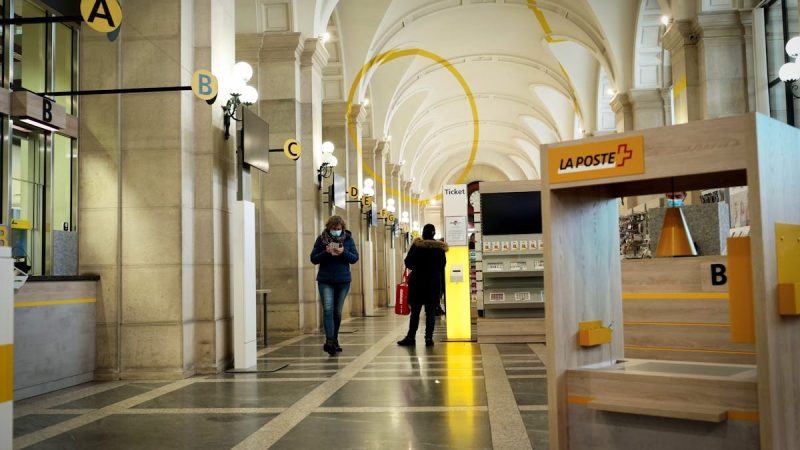 Délocalisation de postes informatiques à Lisbonne : la Poste suisse sous le regard des élus