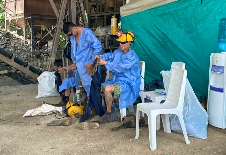 Des mineurs extraits indemnes après l’effondrement d’une mine d’or en Colombie