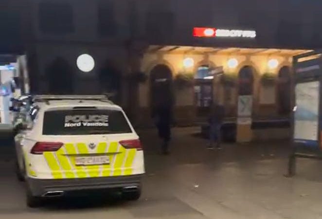 Incident dans un train Lausanne-Olten : intervention policière et mesures de sécurité