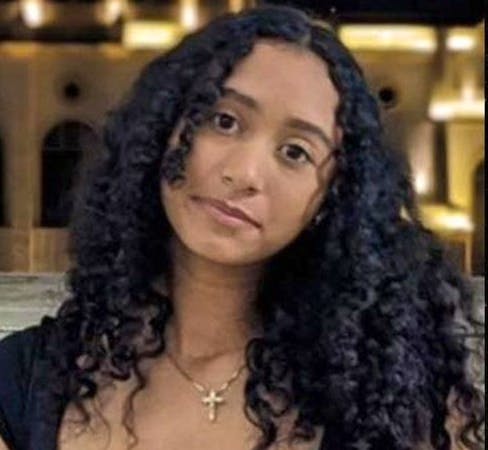 Découverte macabre à Los Angeles : le corps en décomposition d’une adolescente retrouvé dans la Tesla d’un rappeur en lien avec une disparition