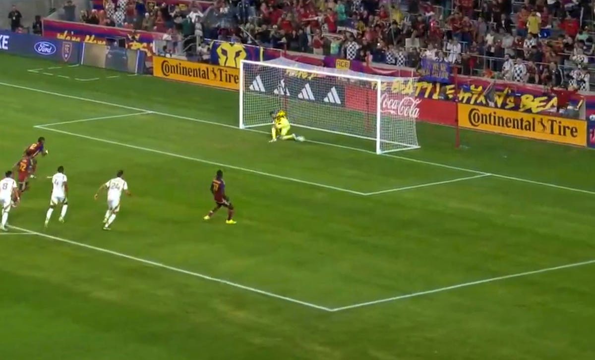 LAFC s’impose à Real Salt Lake : hat-trick de Son et arrêt improbable de Hugo Lloris sur penalty