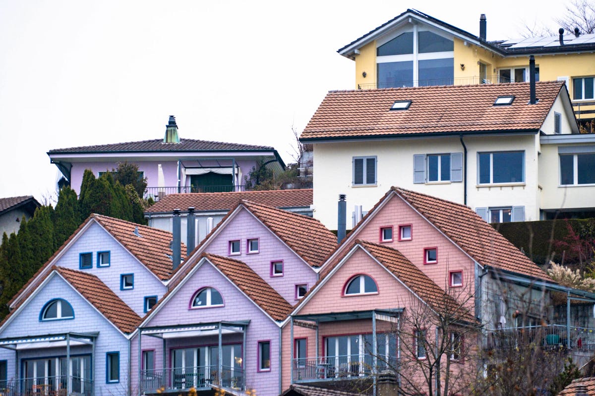 Abolition de la valeur locative en Suisse: oui historique malgré le refus romand