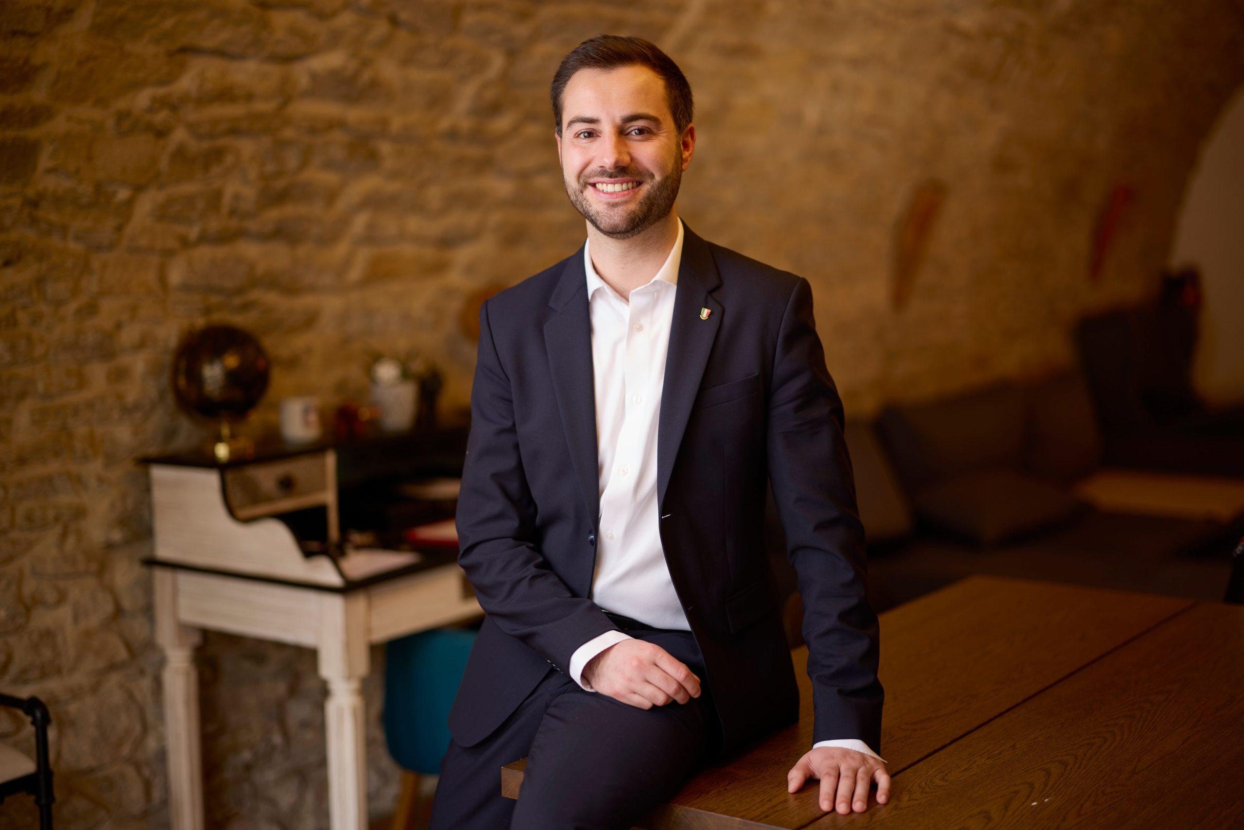 Vaucluse : deux nouveau-nés retrouvés morts, mère présumée et amie en garde à vue