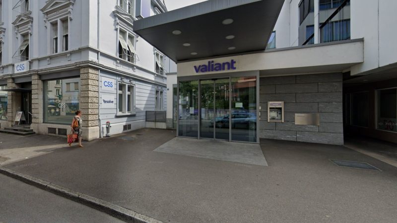 Explosion d’un bancomat à Delémont : des noctambules épargnés et une enquête en cours