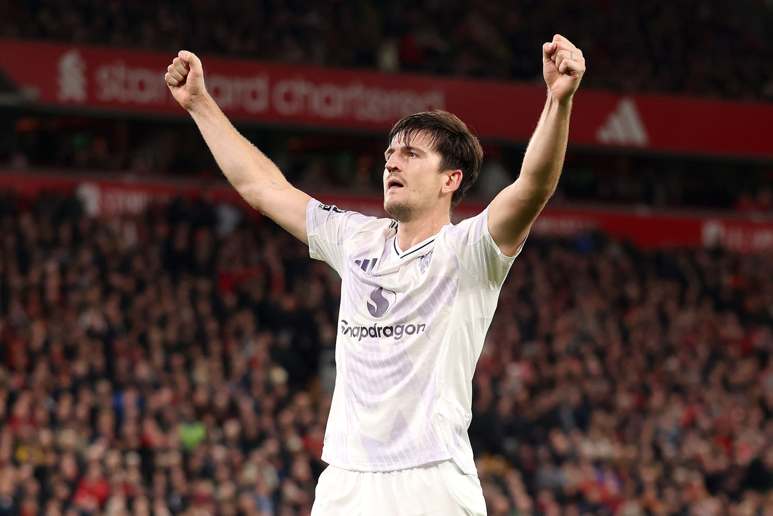 Football : Harry Maguire héros à Anfield Road pour Manchester United, ovation au vestiaire et impact sur sa réputation