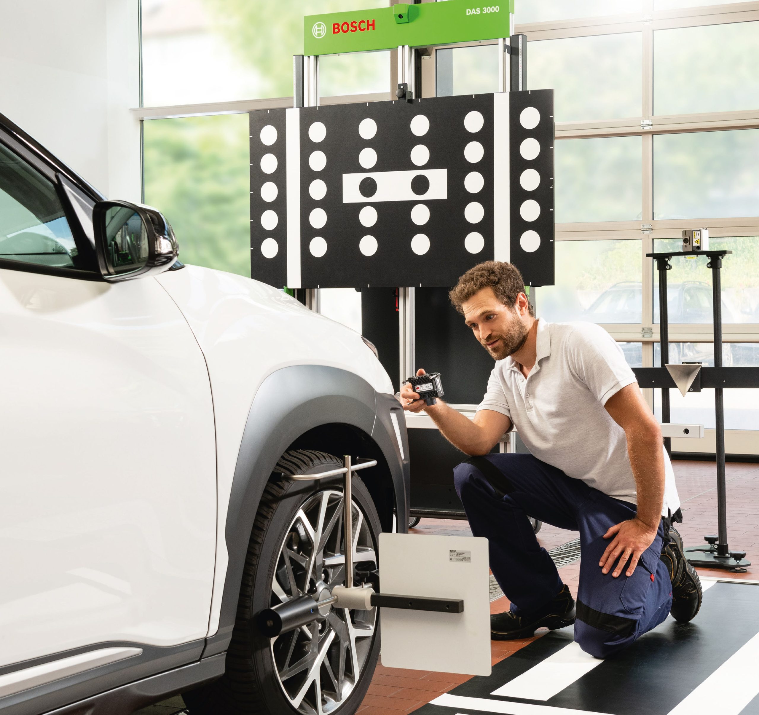 Calibrage des systèmes d’aide à la conduite en atelier : pourquoi c’est essentiel pour la sécurité routière