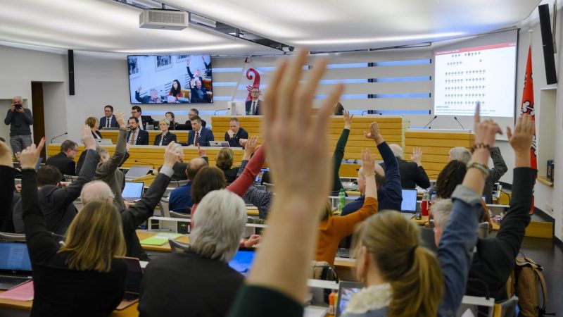 Participation faible à Moutier lors des élections jurassiennes : chiffres et premières analyses