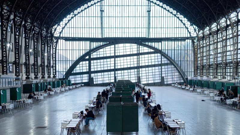 Élections présidentielles au Chili : montée de l’extrême droite et enjeux sécuritaires