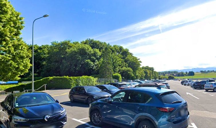 Nyon: les derniers parkings gratuits pourraient devenir payants d’ici l’été