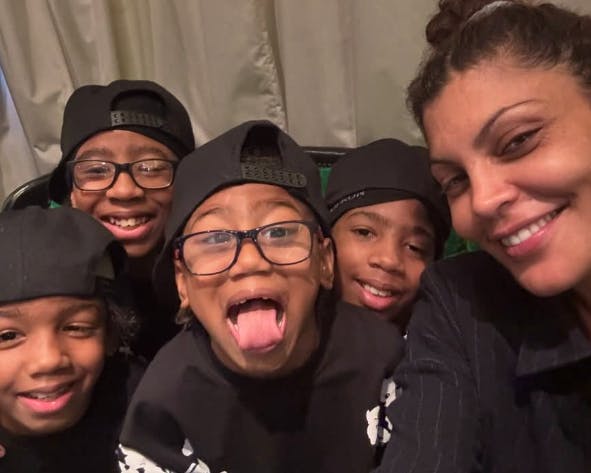 Nawell Madani et Djulian : réconciliation après l incident des Champs-Élysées